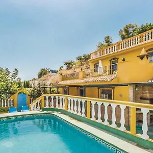 Chalet Nerja, 8 Minutos Playa, Nerja